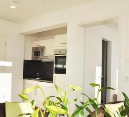 Hanza Tower Lux With Sauna & Pool & Jacusi Apartment